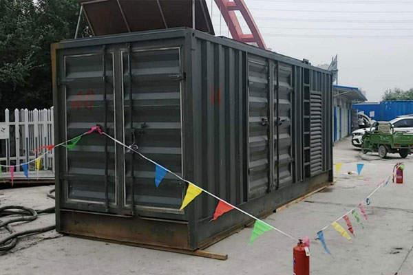 上林发电机租赁空气滤清器多久更换一次？