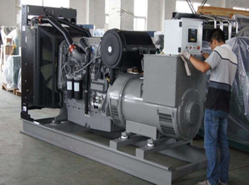 上林柴油发电机组和储能设备配合使用的案例