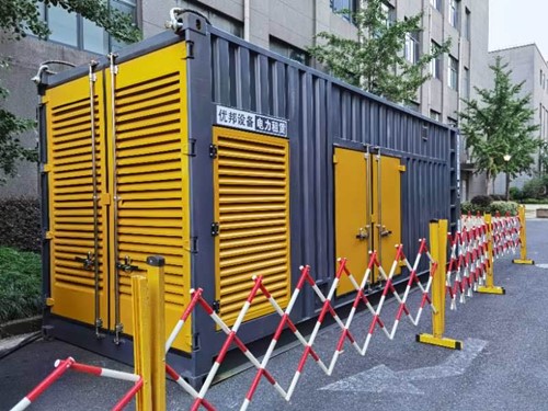 上林如何使用转速表检查发动机的转速？