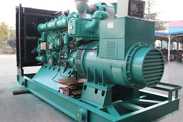 上林工厂发电机应急发电中如何优化燃油储备管理？